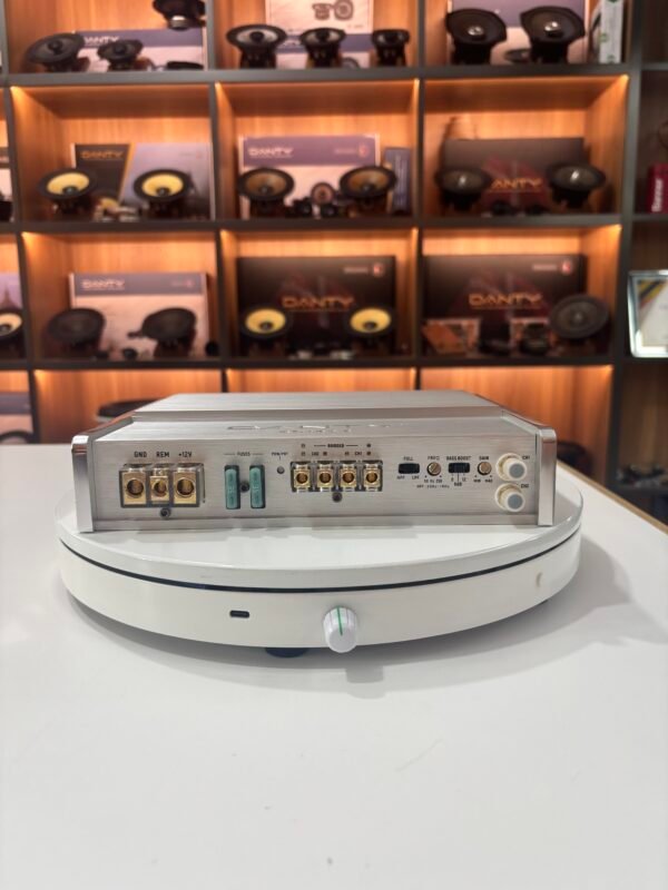 Two-Channel Car Power Amplifier